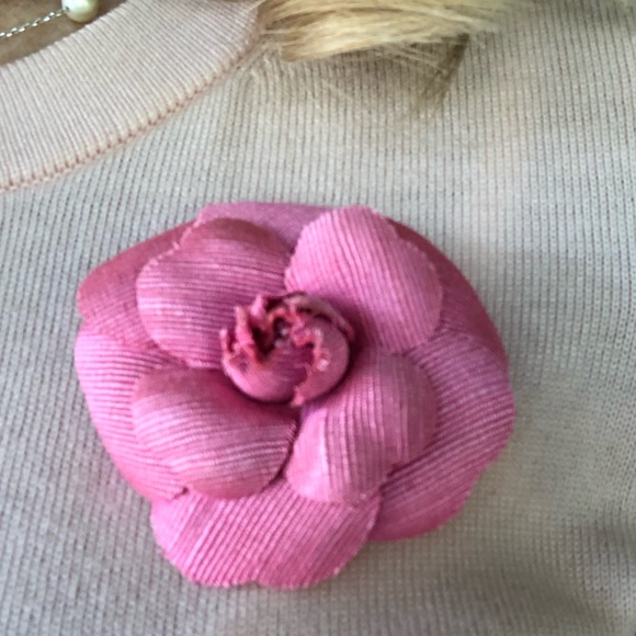 Meet your Posher, Sharon - Picture 2 of 2